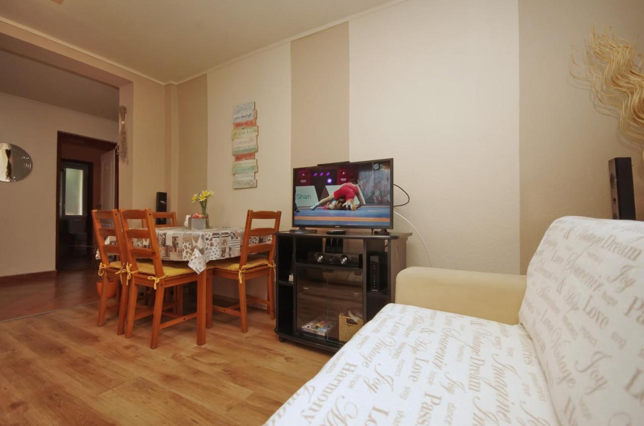 Bodza Apartman Gyula Ngoại thất bức ảnh