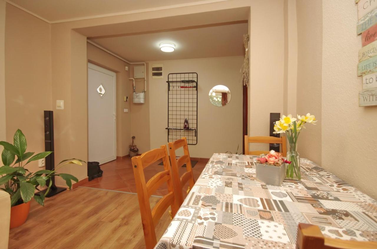 Bodza Apartman Gyula Ngoại thất bức ảnh