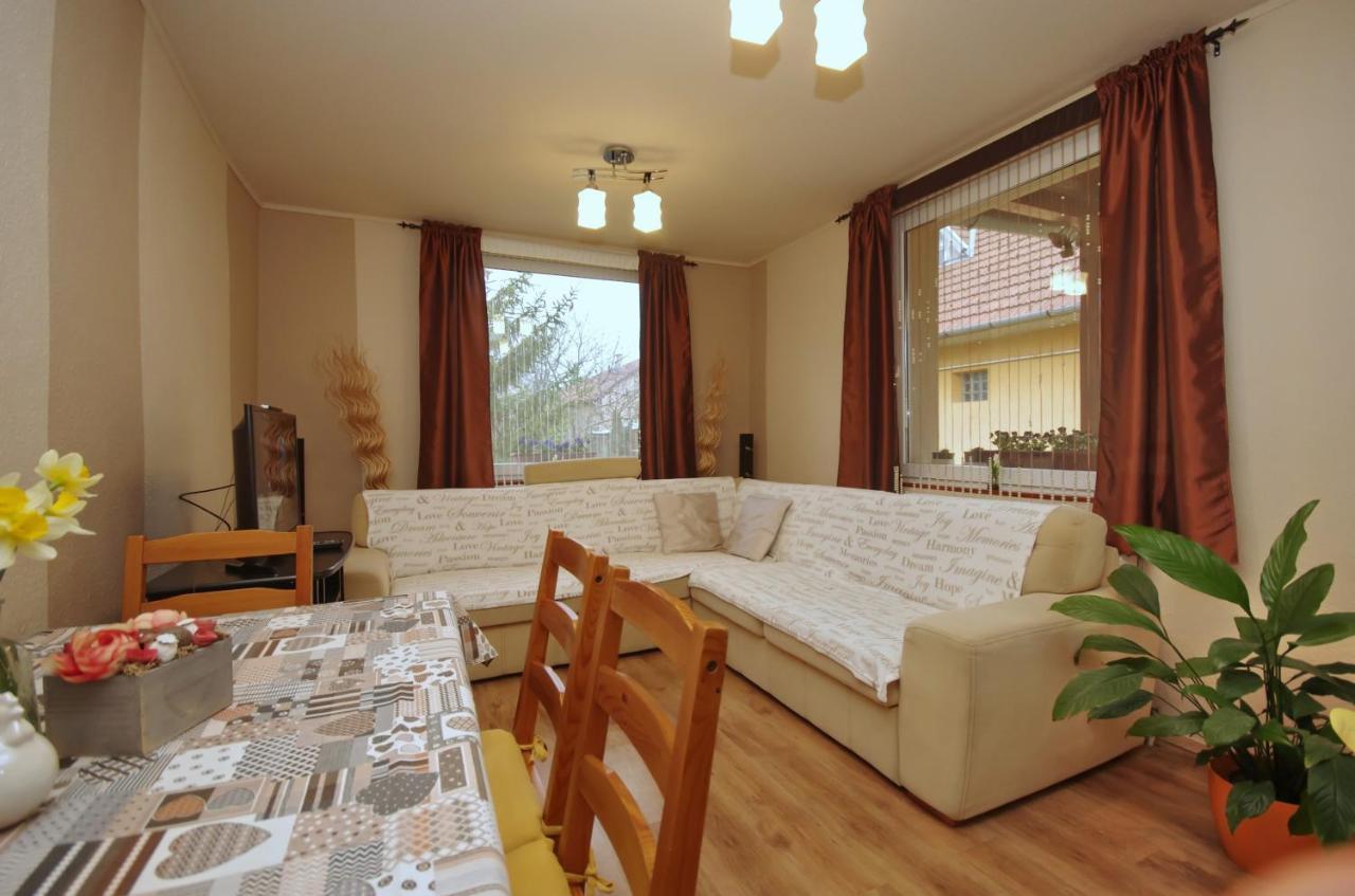 Bodza Apartman Gyula Ngoại thất bức ảnh