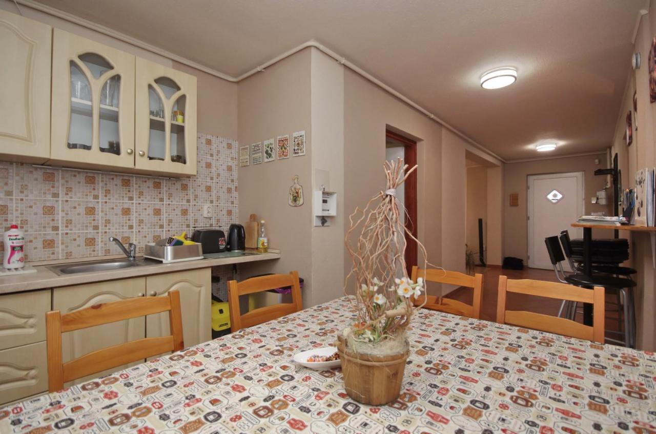 Bodza Apartman Gyula Ngoại thất bức ảnh
