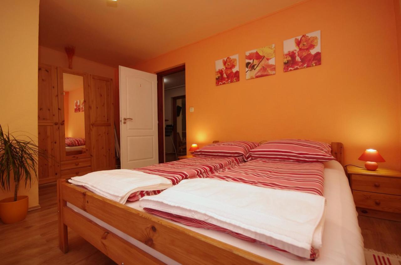 Bodza Apartman Gyula Ngoại thất bức ảnh